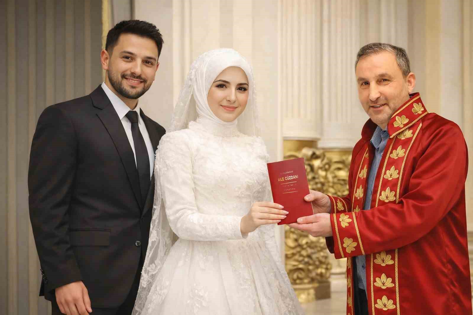Sultanbeyli’de ücretsiz nikah hizmetinden 4 bin çift faydalandı

