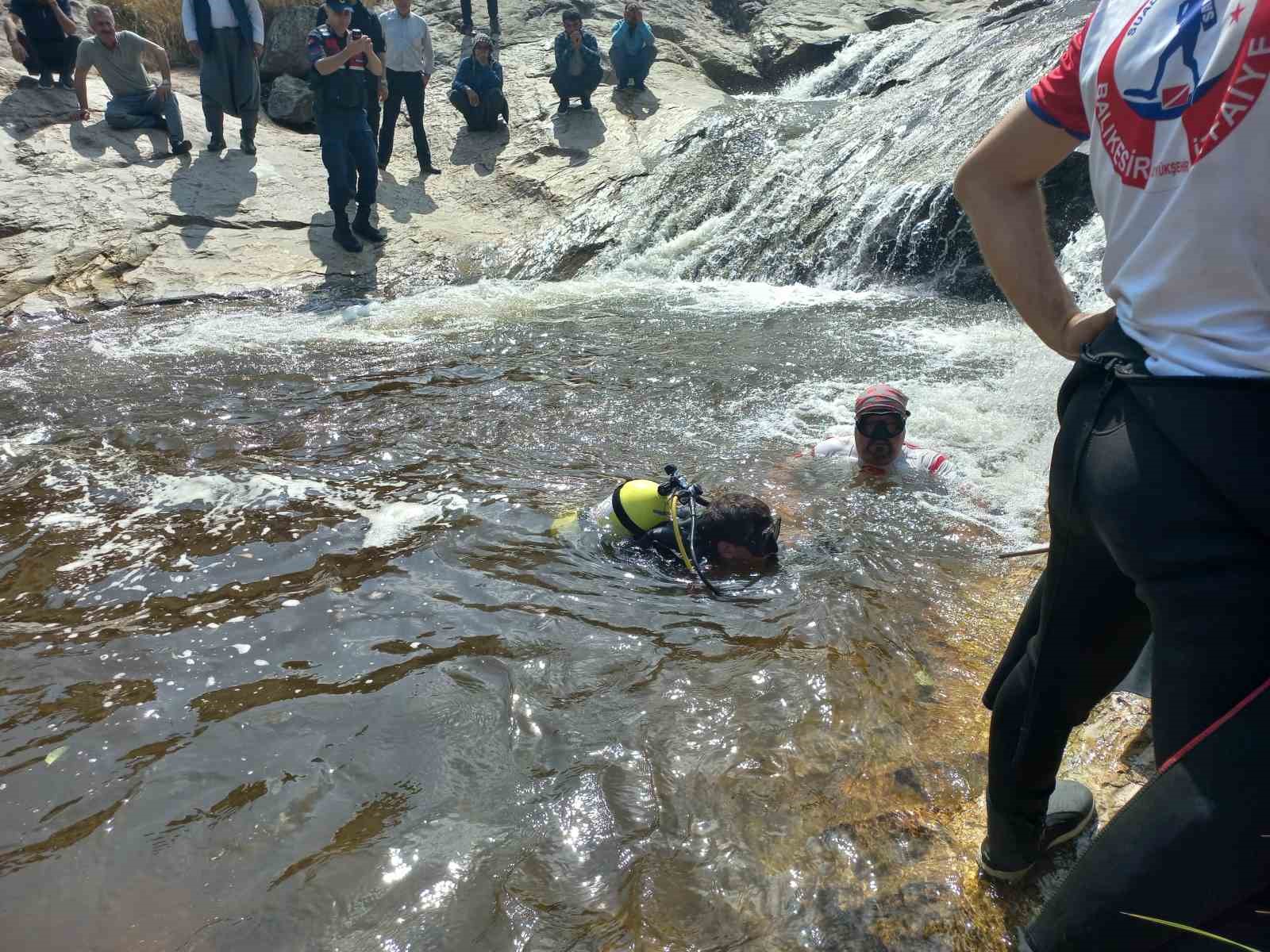 Susurluk’ta kayıp olarak aranan şahsın cansız bedenine ulaşıldı
