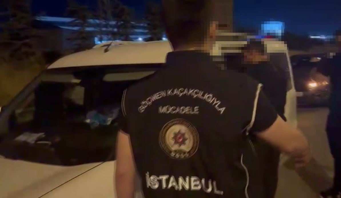 TEM Otoyolu’nda 10 düzensiz göçmen yakalandı: Organizatör tutuklandı

