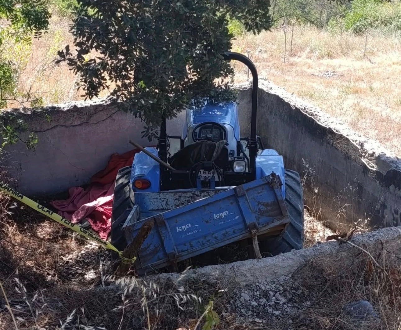 Traktörün altında kalan 73 yaşındaki adam hayatını kaybetti
