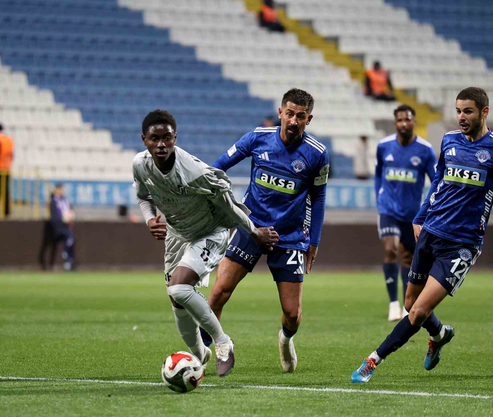 Trendyol Süper Lig: Kasımpaşa: 1 - Kocaelispor: 1 (Maç sonucu)
