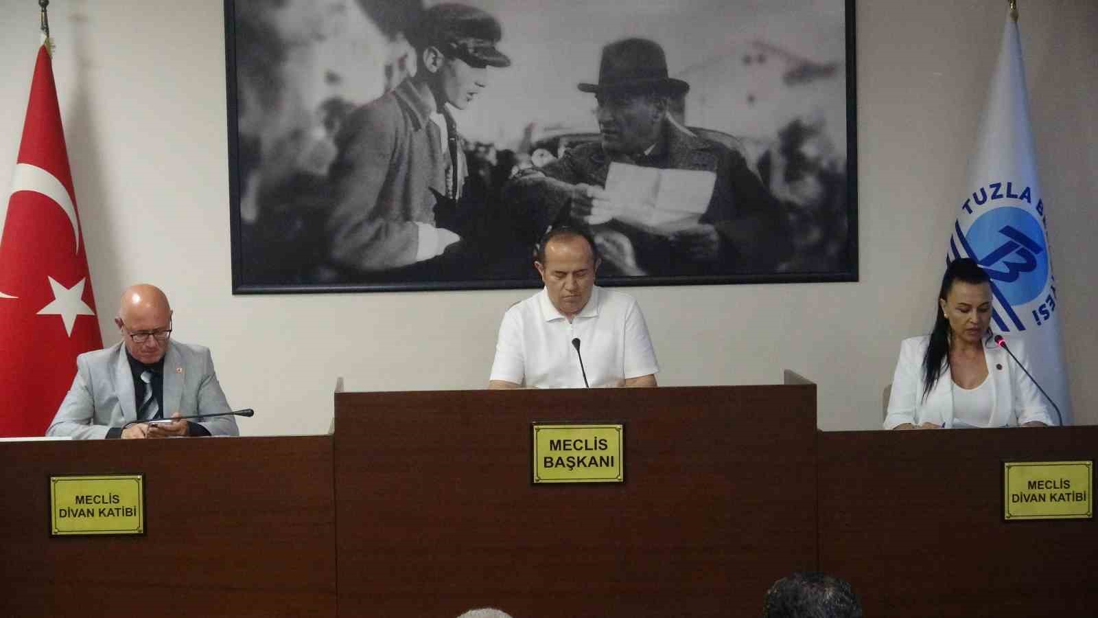 Tuzla Belediye Başkanı Bingöl: "30 bin Tuzlalıyı mağdur ettirmeyeceğim"
