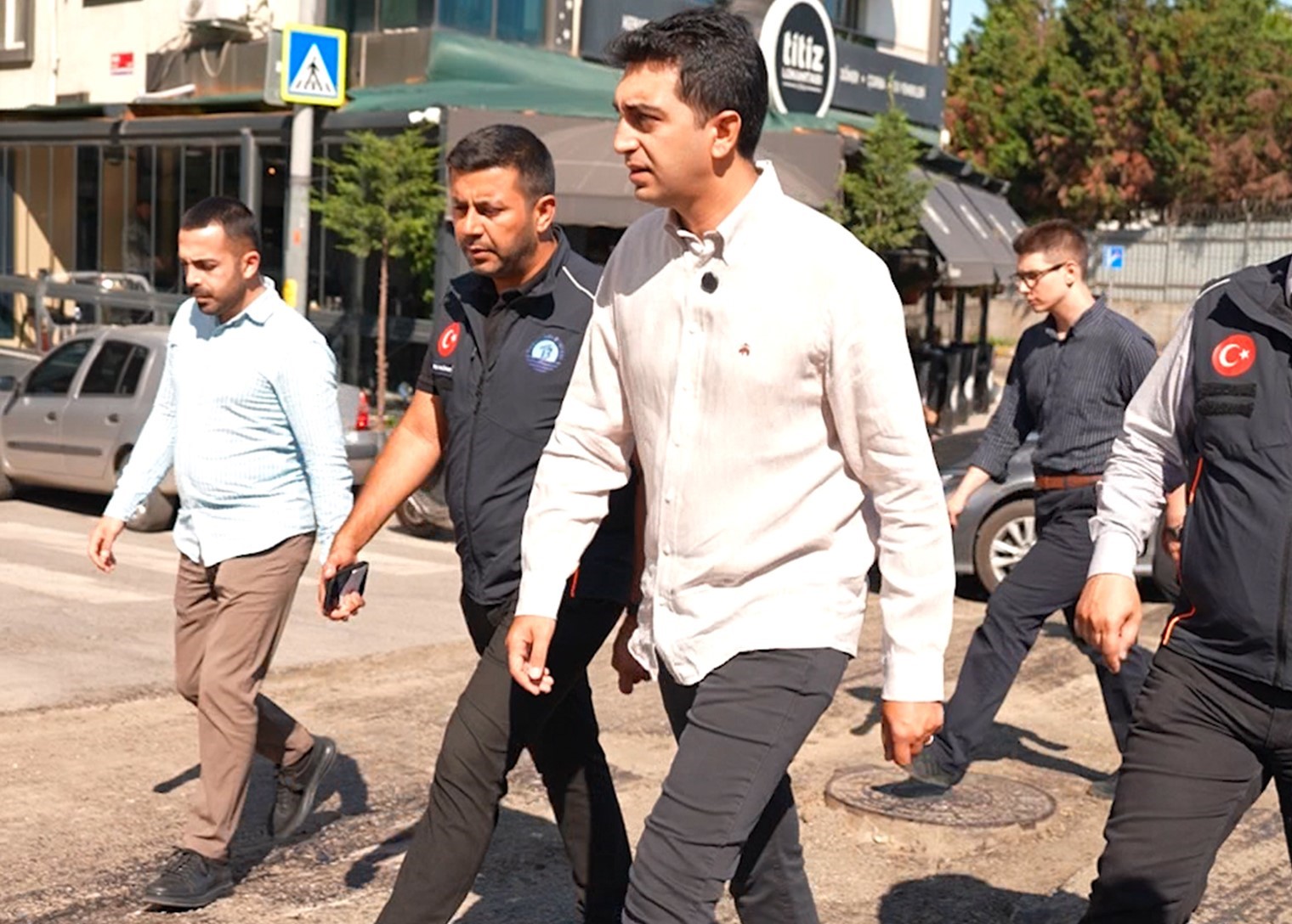 Tuzla’da asfalt seferberliği: Ana caddeler ve ara sokaklar yaz boyunca yenileniyor
