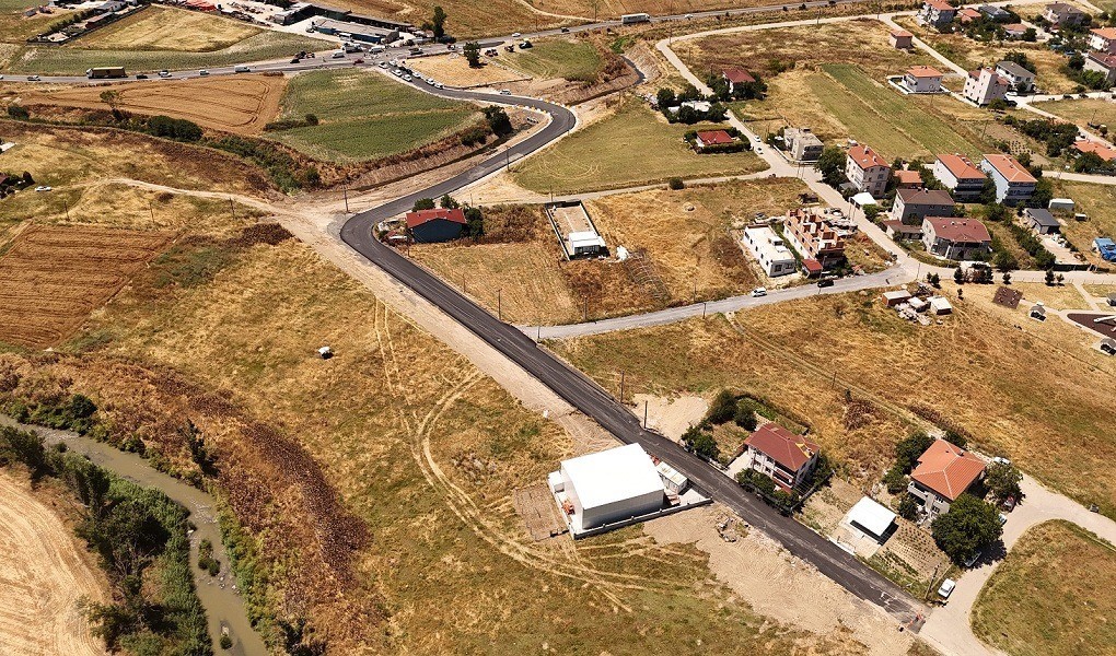 Velimeşe’de alternatif yol trafiğe açıldı
