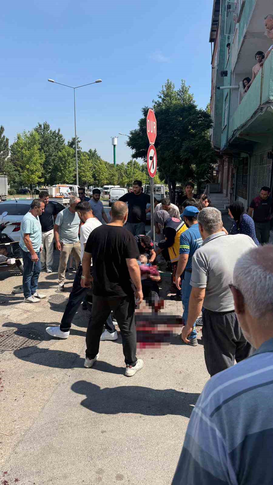 Yaralı babanın zor anları: "Oğlum sakın ölme"
