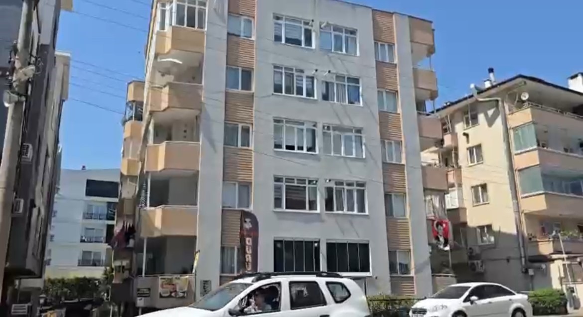 Yaşlı kadını komşusu öldürmüş
