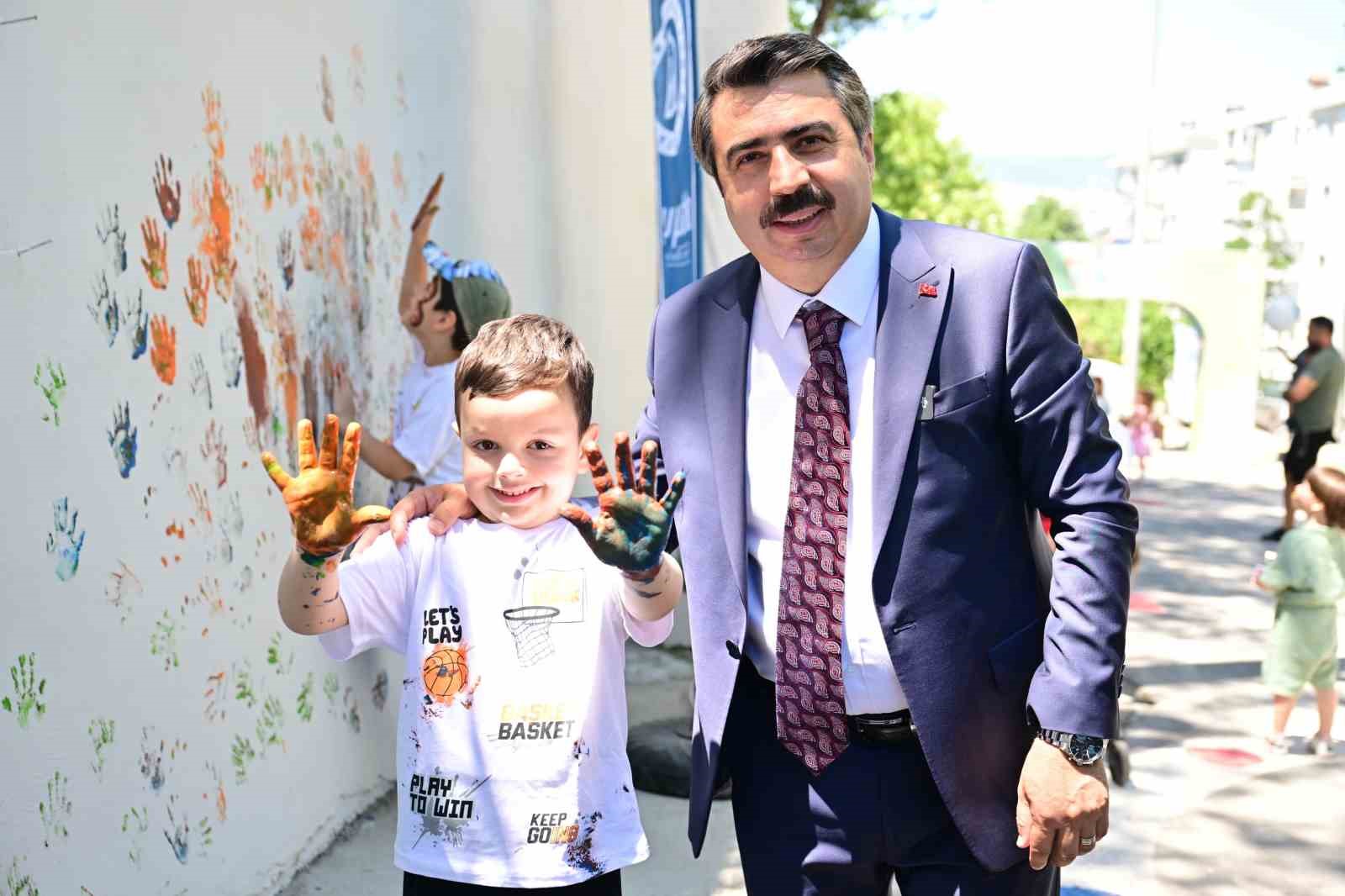 Yıldırım’da sokaklar çocuklar için dönüşüyor
