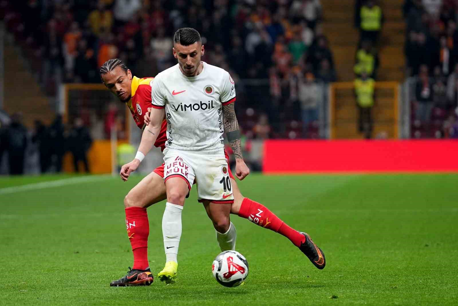 Ziraat Türkiye Kupası: Galatasaray: 0 - Gençlerbirliği: 0 (İlk yarı)
